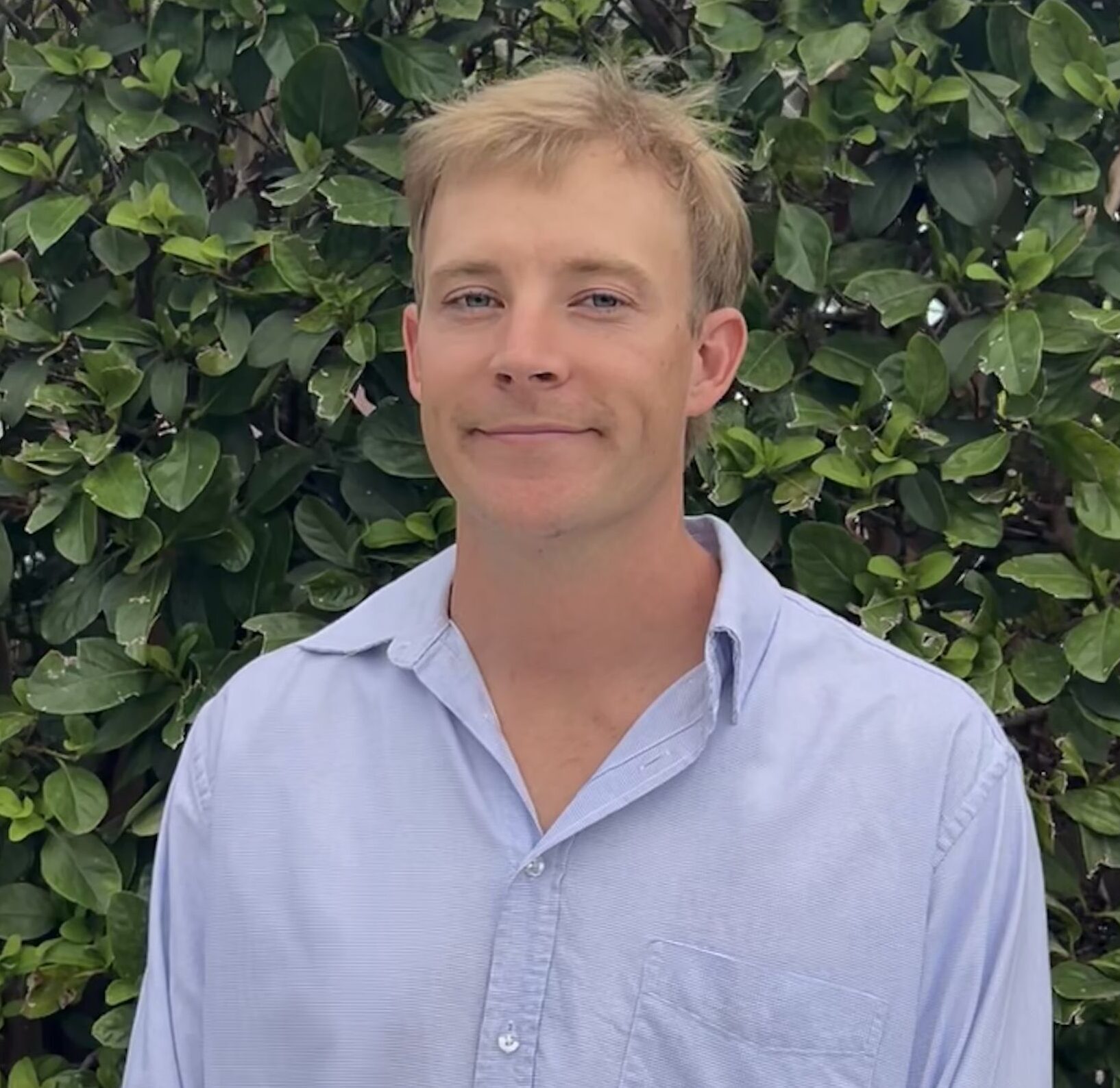 Dr Sarah Ross, BVSc, MRCVS, CertAVP, DipECEIM